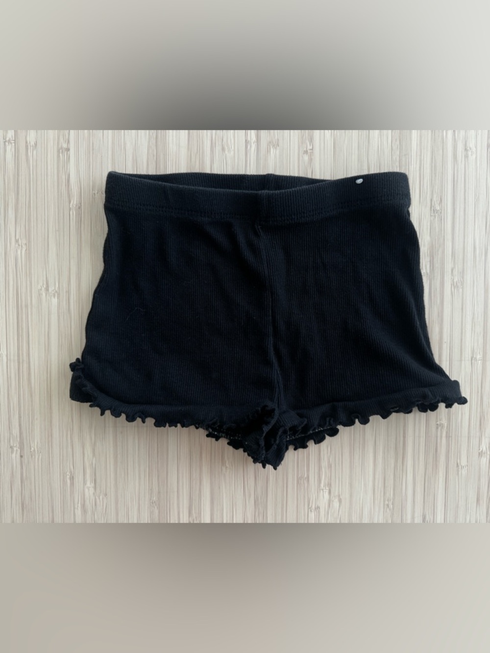 Garanimals baby girl black ruffle shorts 24 months spring/summer